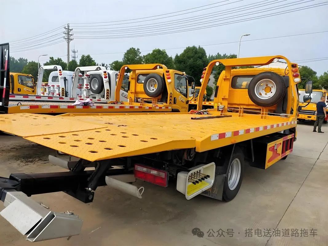 救援拖车汽车图片_拖车救援汽车_救援拖车汽车图片大全